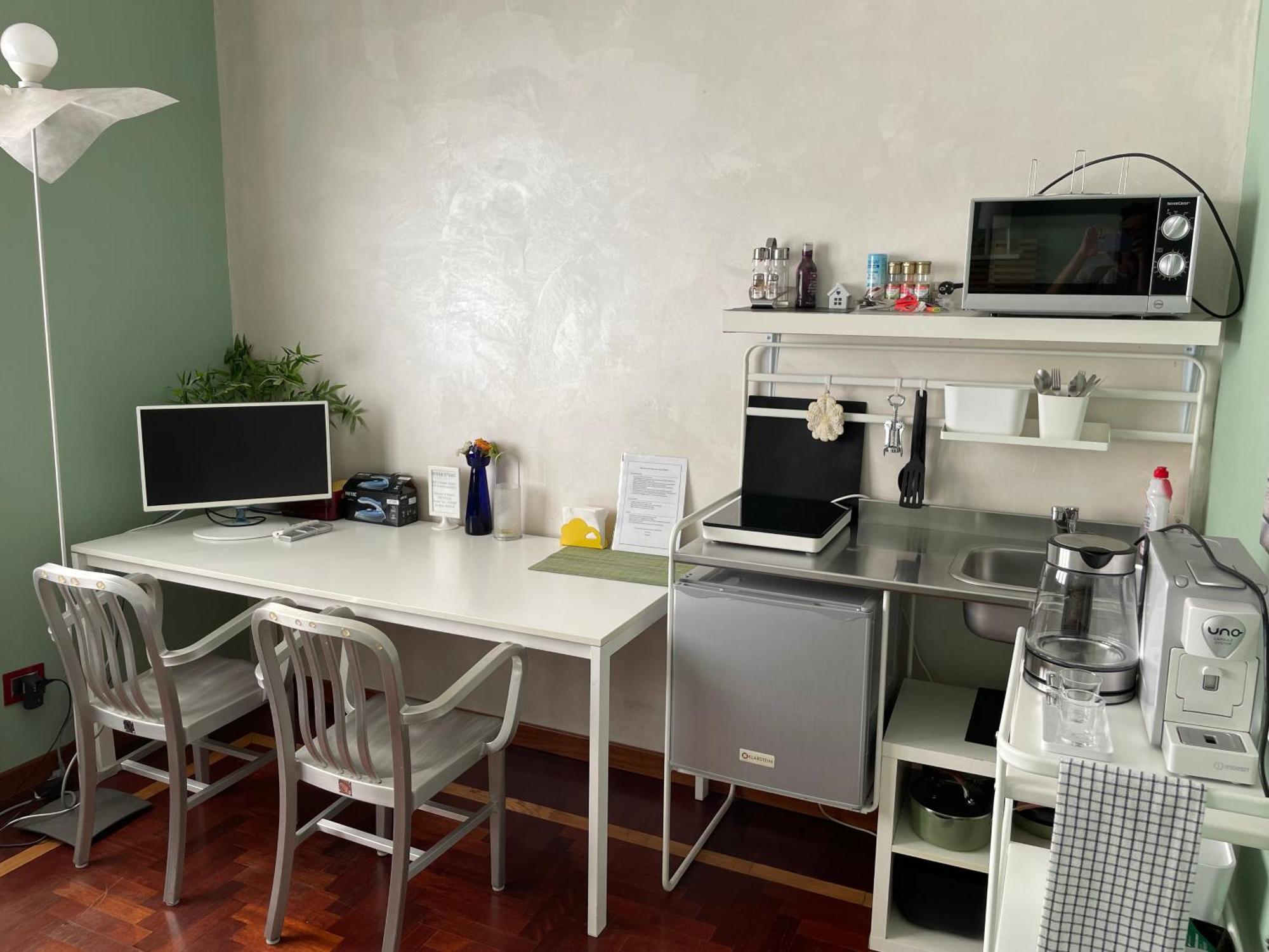 Pied A Terre Sant'Agostino Apartment Milan Bagian luar foto