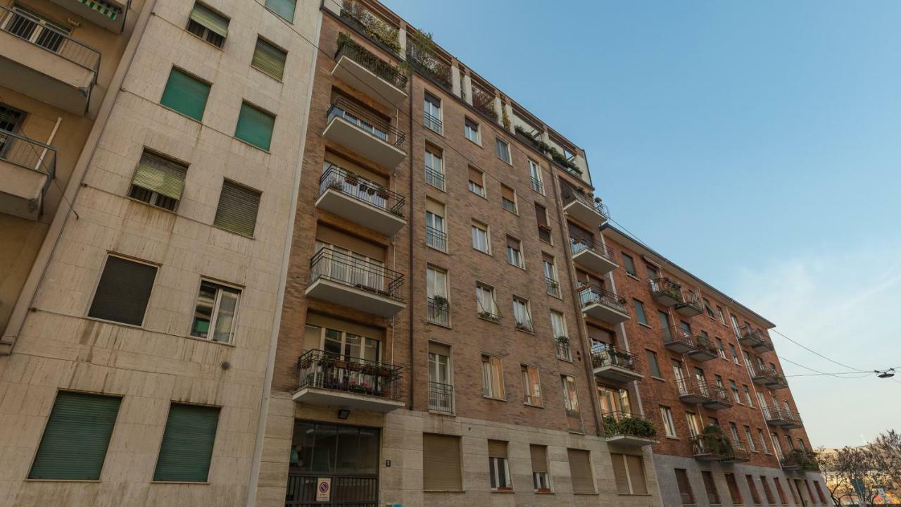 Pied A Terre Sant'Agostino Apartment Milan Bagian luar foto